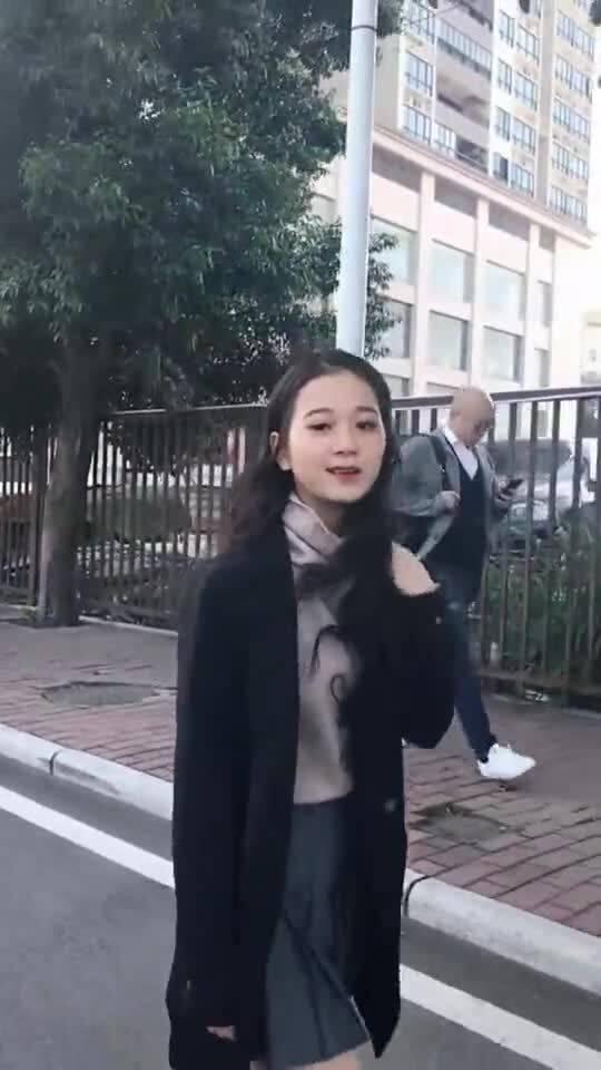 网红熊虎牙,网红熊的崛起之路