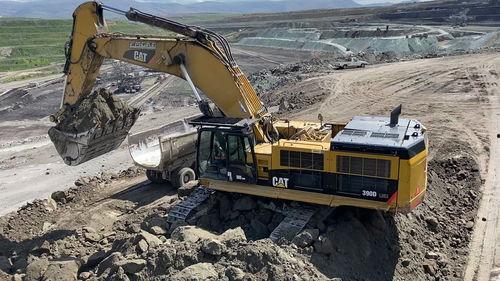 cat挖掘机上头条,CAT挖掘机头条聚焦行业先锋