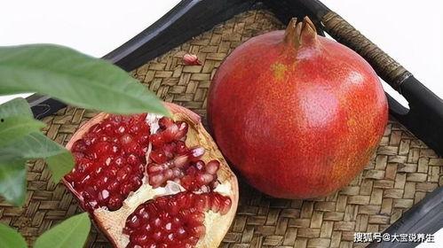 石榴夫妻网红吃瓜,揭秘娱乐圈幕后真相